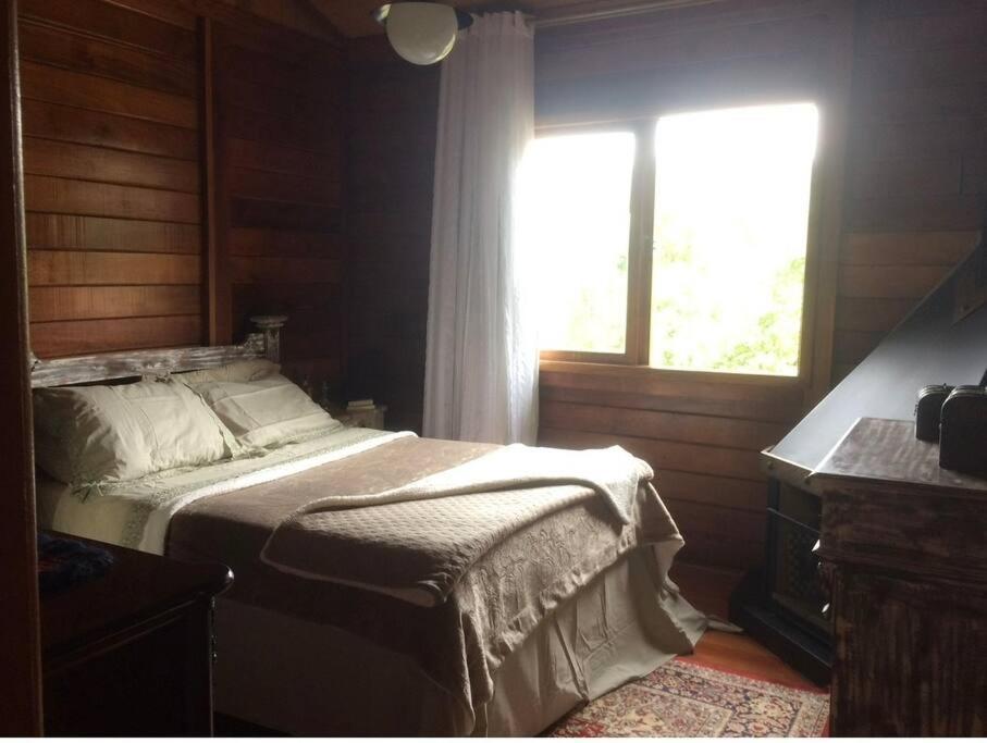 Sitio Com Piscina Natural E Cascata, Com Linda Vista Em Lumiar. Exterior foto